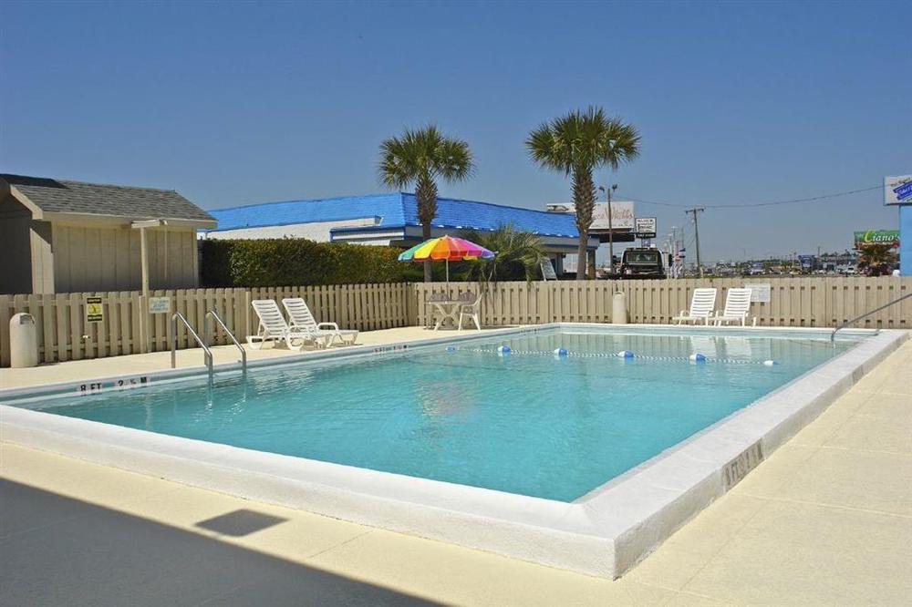6 - Pensacola West Motel