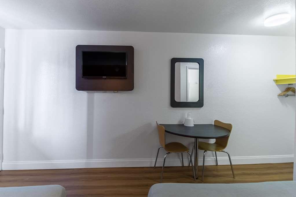 6 - Pensacola West Motel 2*